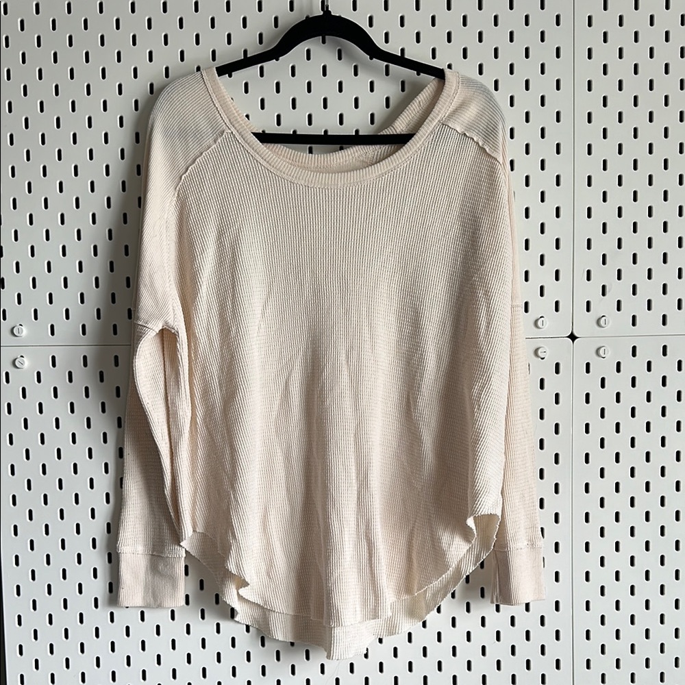 TNA Cream Long Sleeve Tee